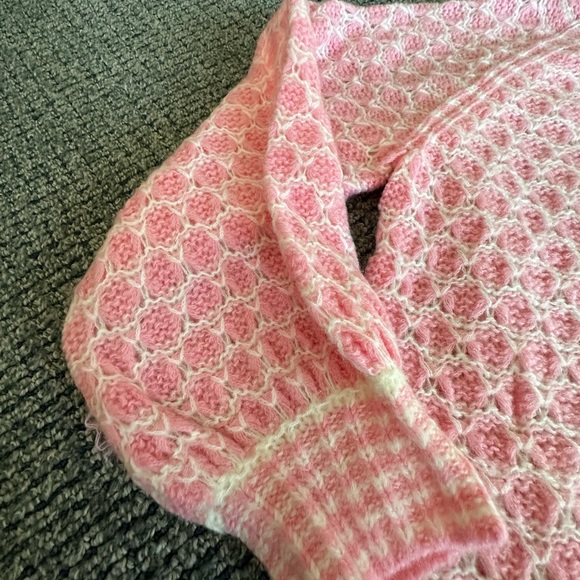 NWT Lilly Pulitzer sweater. - Picture 2 of 6